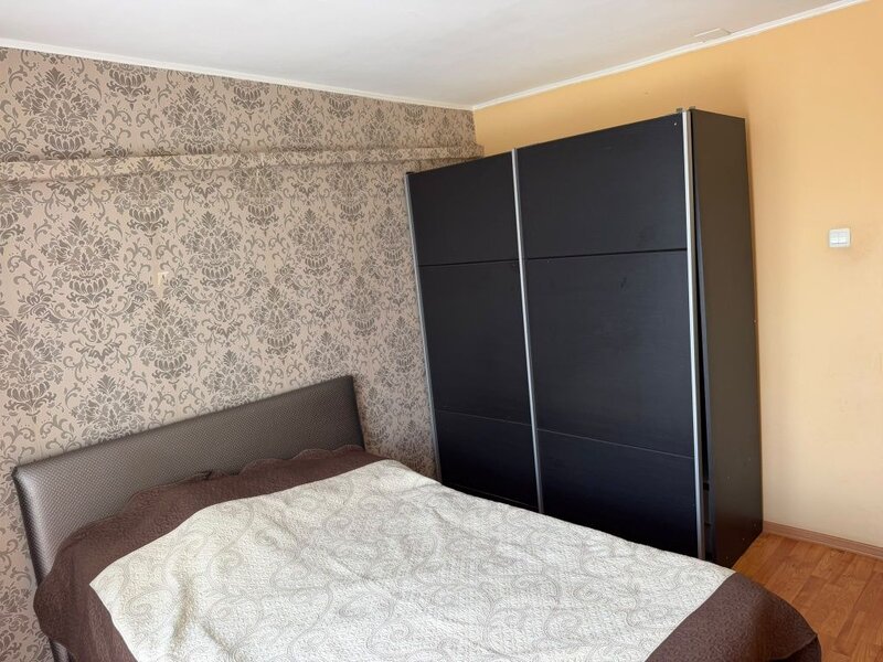 Rahova, Liceul Bolintineanu, str. Vicina, ac, tv